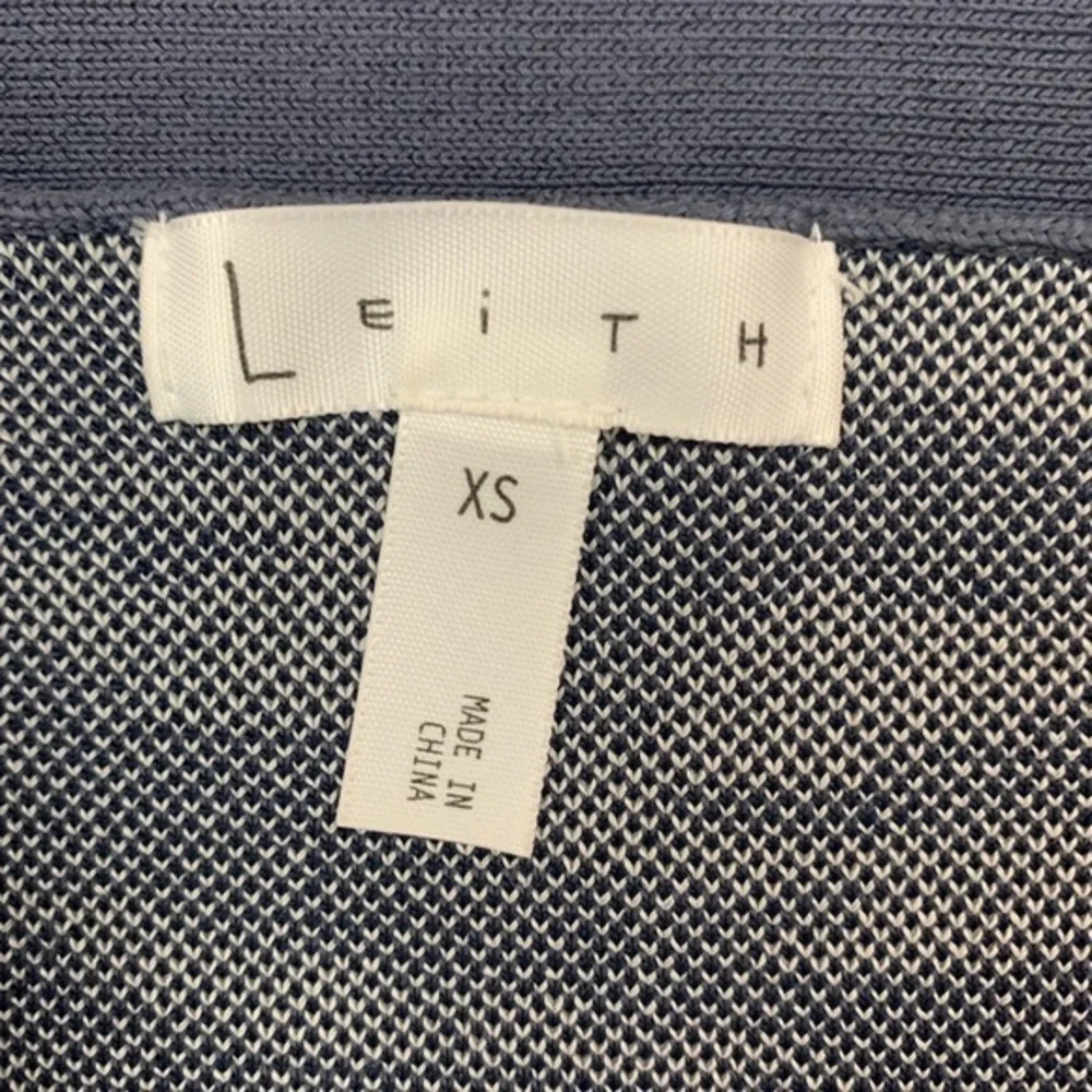 Leith Knit Sweater Zebra Tiger Blue, White, Grey Animal Print Skirt Size XS